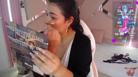 Noah  online show from October 2025 08:16:02 PM