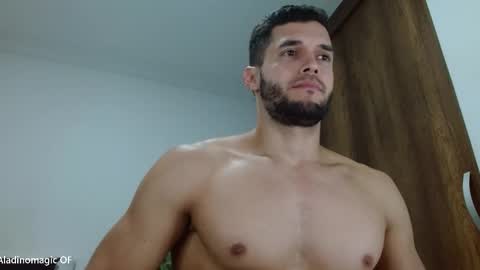 Noah online show from November 2025 11:21:02 AM