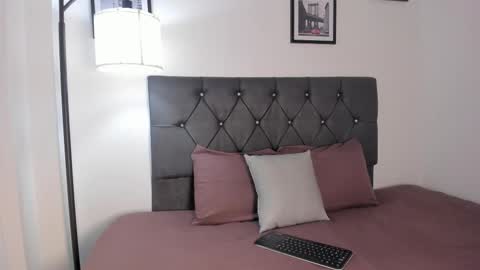 noah_johes online show from February 2026 03:11:01 AM