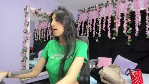 Noah johns online show from December 2025 12:22:01 PM