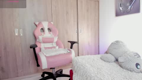 Snapshot of noah_lambert chatting on February 2025 12:55:01 PM Noah online show from February 2025 12:55:01 PM