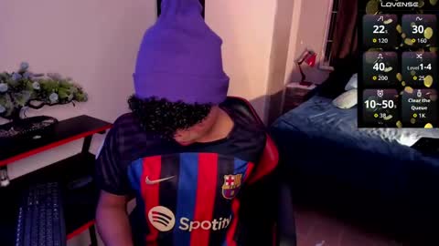 noah_smith04 online show from September 2025 07:12:01 AM