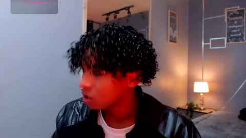 noah_smith04 online show from December 2025 01:16:02 PM