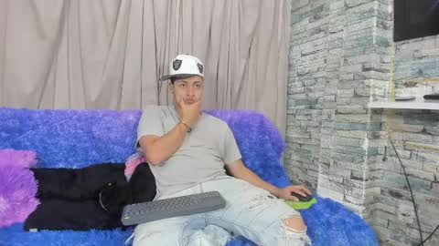 Noahandbunny online show from May 2026 11:17:02 AM