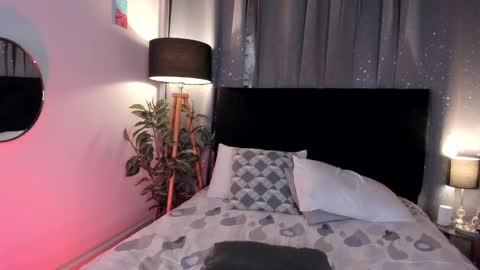 .  . online show from February 2025 12:15:01 AM