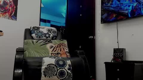 LIAM- noah online show from January 2025 03:15:02 PM