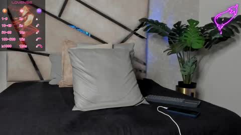 Noah online show from February 2025 07:05:02 PM