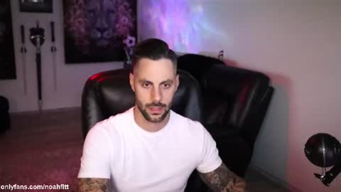 Snapshot of noahfitt chatting on July 2026 02:13:02 AM Noah Fitt online show from July 2026 02:13:02 AM
