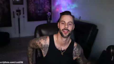 Snapshot of noahfitt chatting on July 2026 01:56:01 AM Noah Fitt online show from July 2026 01:56:01 AM