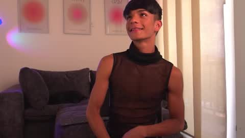 Snapshot of noahh_th03 chatting on March 2026 05:08:01 PM Noah online show from March 2026 05:08:01 PM