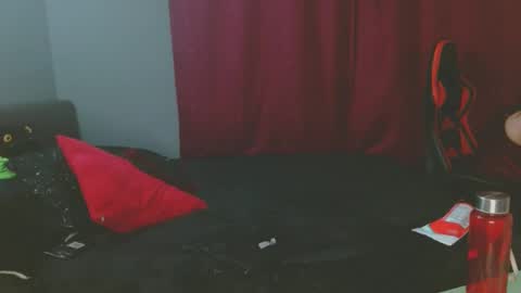 Snapshot of noamartin_ chatting on January 2025 12:20:02 AM Noamartin online show from January 2025 12:20:02 AM