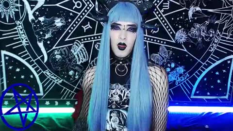 caroline online show from December 2024 10:17:02 AM