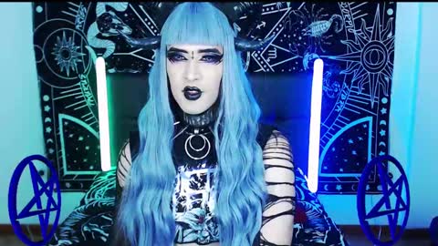 caroline online show from February 2025 08:32:02 AM