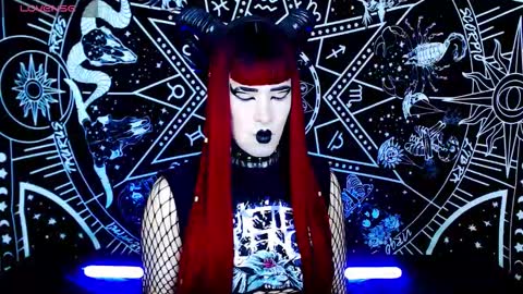 caroline online show from September 2025 12:22:02 AM