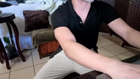 nobudget06 online show from February 2025 08:11:01 PM