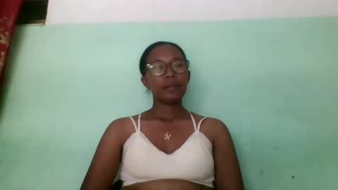 noellah online show from March 2025 04:22:02 PM