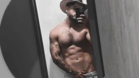 Snapshot of noha_miler chatting on May 2026 11:11:01 PM kevin online show from May 2026 11:11:01 PM
