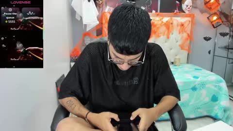 Noha Scott online show from October 2025 11:37:01 PM