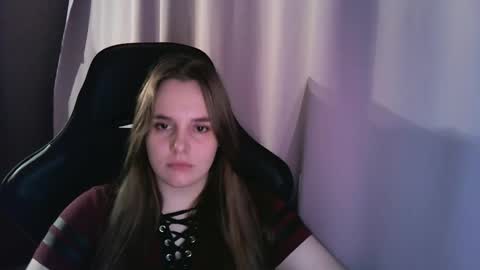 noir_ember_ online show from September 2025 10:39:02 AM