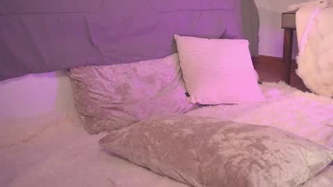 noirelysia online show from February 2026 06:59:02 AM