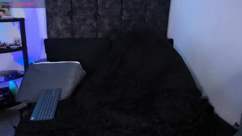 Snapshot of nolan_twink chatting on April 2026 07:07:02 PM Nolan online show from April 2026 07:07:02 PM