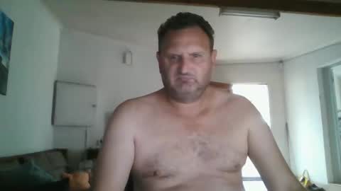 Snapshot of nollie244 chatting on January 2025 04:38:01 AM Nollie online show from January 2025 04:38:01 AM