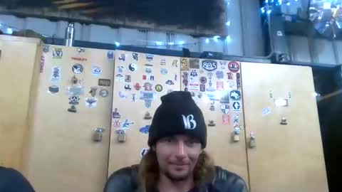 nomadicouple online show from October 2025 05:55:02 AM