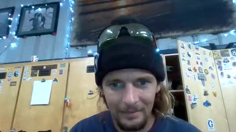 nomadicouple online show from November 2025 12:20:02 AM