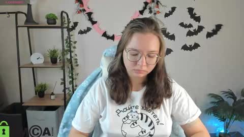 NOORA online show from November 2025 01:05:02 AM