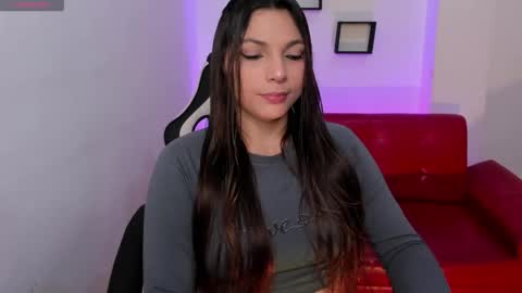 Nora online show from December 2025 03:24:02 AM