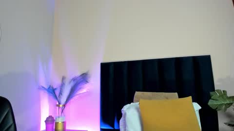 Nora Da Silva online show from January 2026 12:57:01 AM