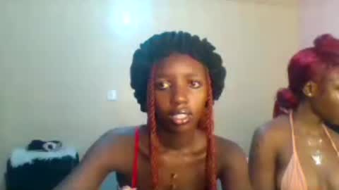 Snapshot of norababy20 chatting on June 2026 04:25:02 AM Norababy20 online show from June 2026 04:25:02 AM