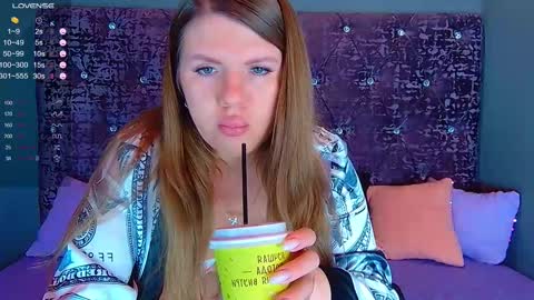 Snapshot of norabigas chatting on February 2025 02:19:02 AM Nora online show from February 2025 02:19:02 AM