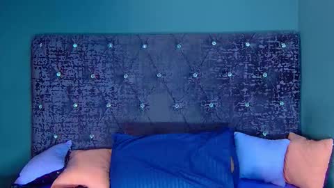 Snapshot of norabigas chatting on February 2026 01:17:01 PM Nora online show from February 2026 01:17:01 PM