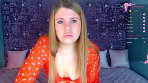 Snapshot of norabigas chatting on February 2026 05:25:01 AM Nora online show from February 2026 05:25:01 AM