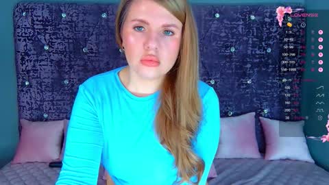 Snapshot of norabigas chatting on March 2026 01:12:02 AM Nora online show from March 2026 01:12:02 AM