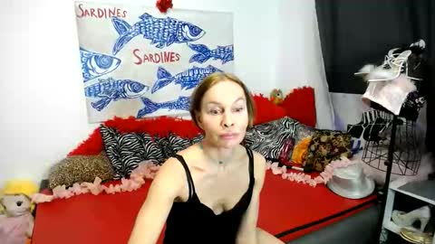 Snapshot of noraohgreys chatting on May 2026 09:23:02 PM Nora online show from May 2026 09:23:02 PM