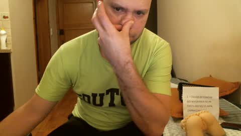 norbertopl87 online show from December 2024 08:44:02 PM