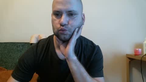 norbertopl87 online show from December 2024 01:33:01 PM