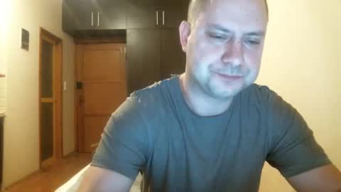 norbertopl87 online show from February 2025 09:04:01 PM