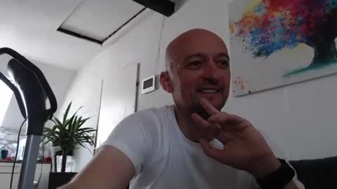 Snapshot of nordicrunner76 chatting on May 2026 11:06:01 AM nordicrunner76 online show from May 2026 11:06:01 AM