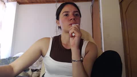 noreen_ online show from February 2026 09:21:01 PM