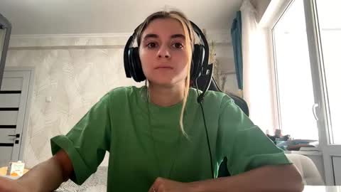 Elena online show from February 2026 07:18:02 AM