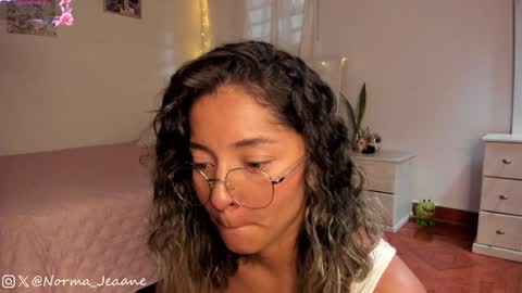 Norma Jeaane online show from January 2025 08:32:01 PM