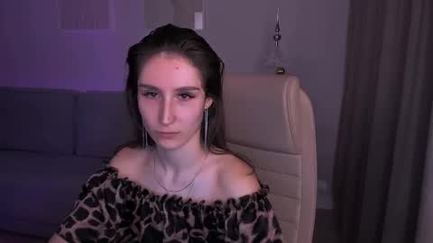 Hazel online show from January 2025 03:11:01 PM