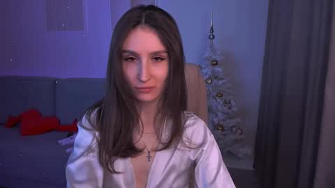 Hazel online show from February 2025 12:47:02 AM