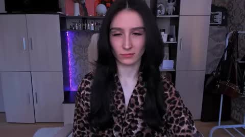 Hazel online show from January 2026 11:45:02 AM