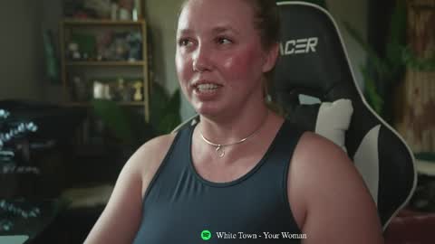 Deven Eden  sometimes Lilith or Eve online show from April 2026 01:05:02 AM