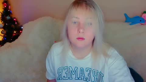 hi glad to chat online show from December 2024 11:41:02 PM