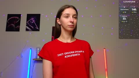 Hello My name is Helene NTMU  Finger up if u like what u see online show from December 2024 02:15:01 PM